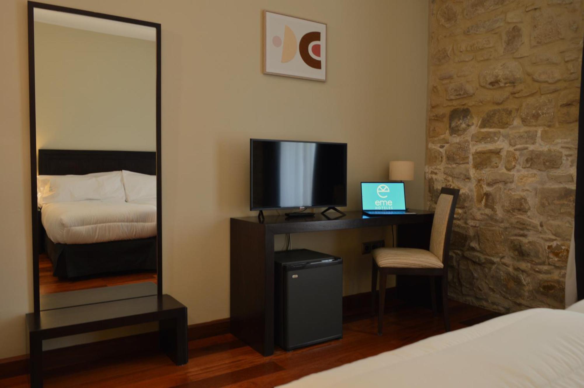 Hotel Monumental By Eme 3*