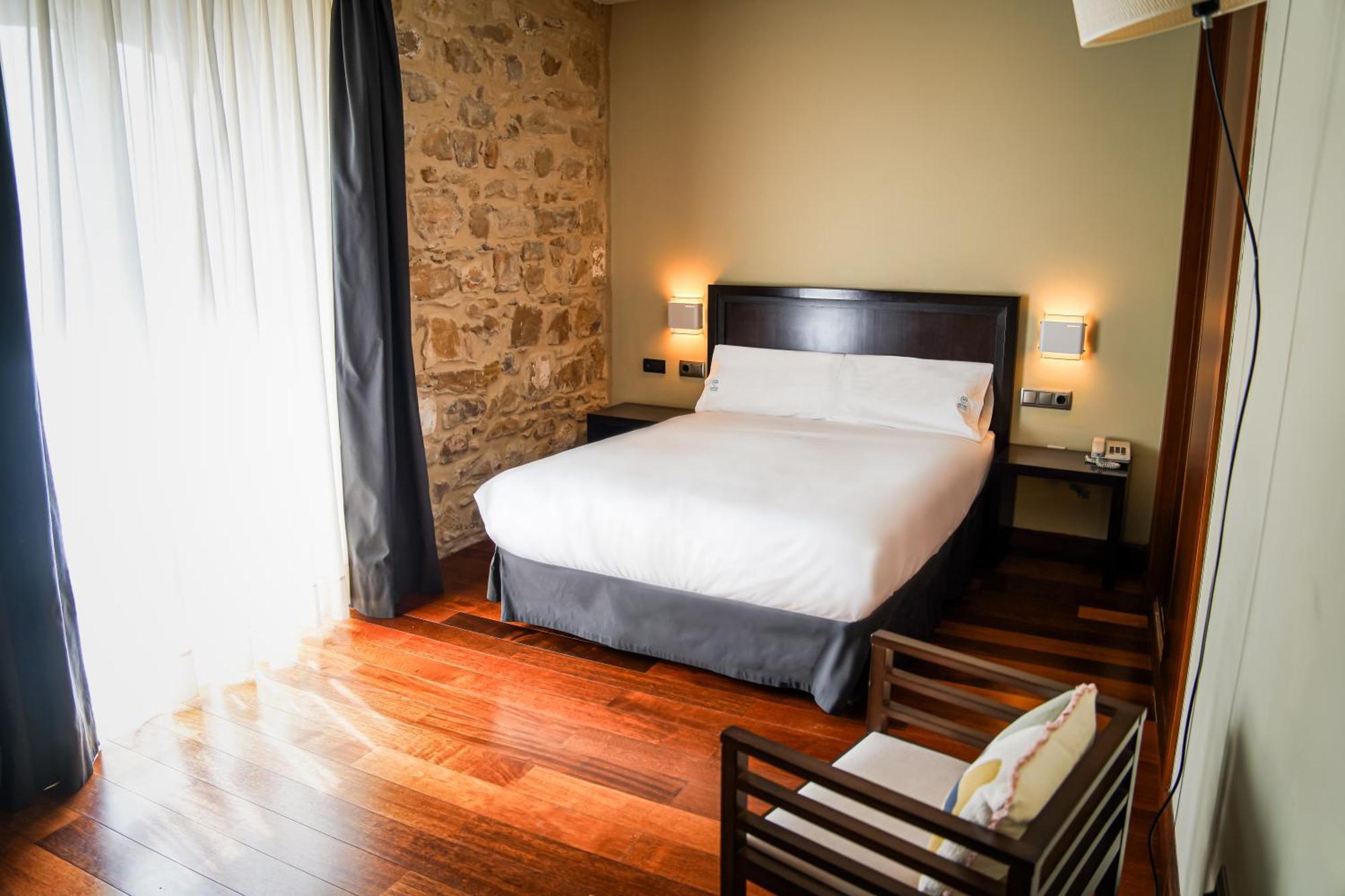 Hotel Monumental By Eme Baeza
